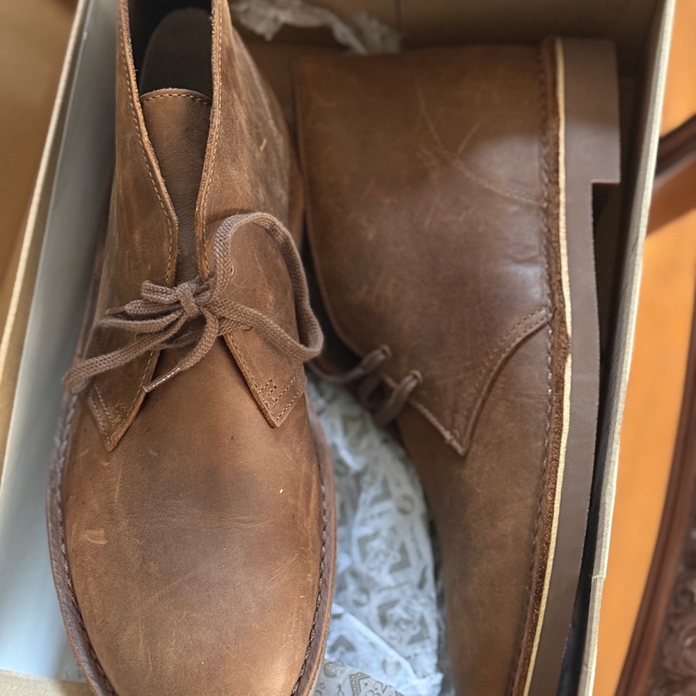 Men's Brown Leather Chukka Boots